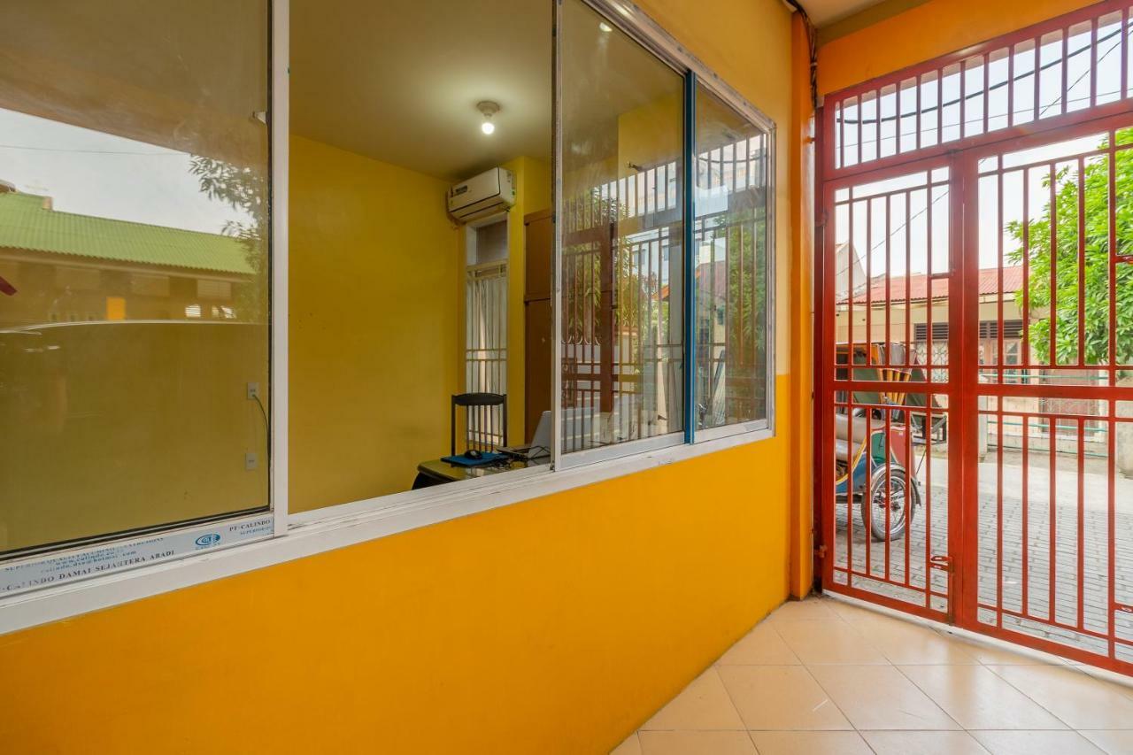 Hotel Reddoorz Syariah Near Rs Pirngadi Medan Exteriér fotografie